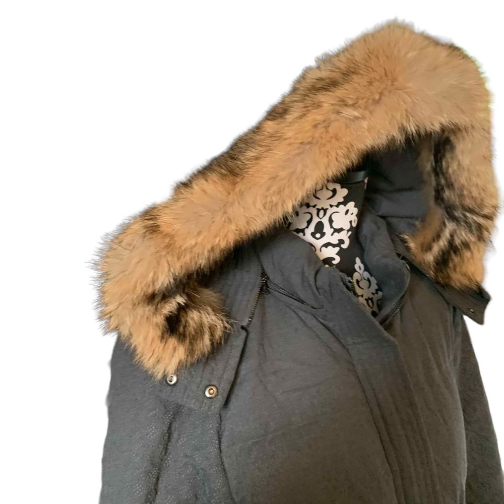 Tory Burch Gray Puffer Coat with Faux Fur Trim - Picture 2 of 8